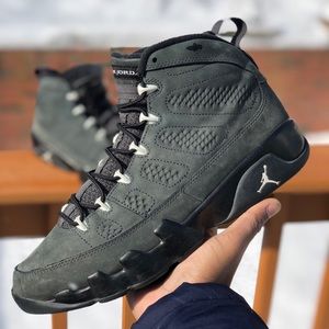 Jordan Retro 9 anthracite